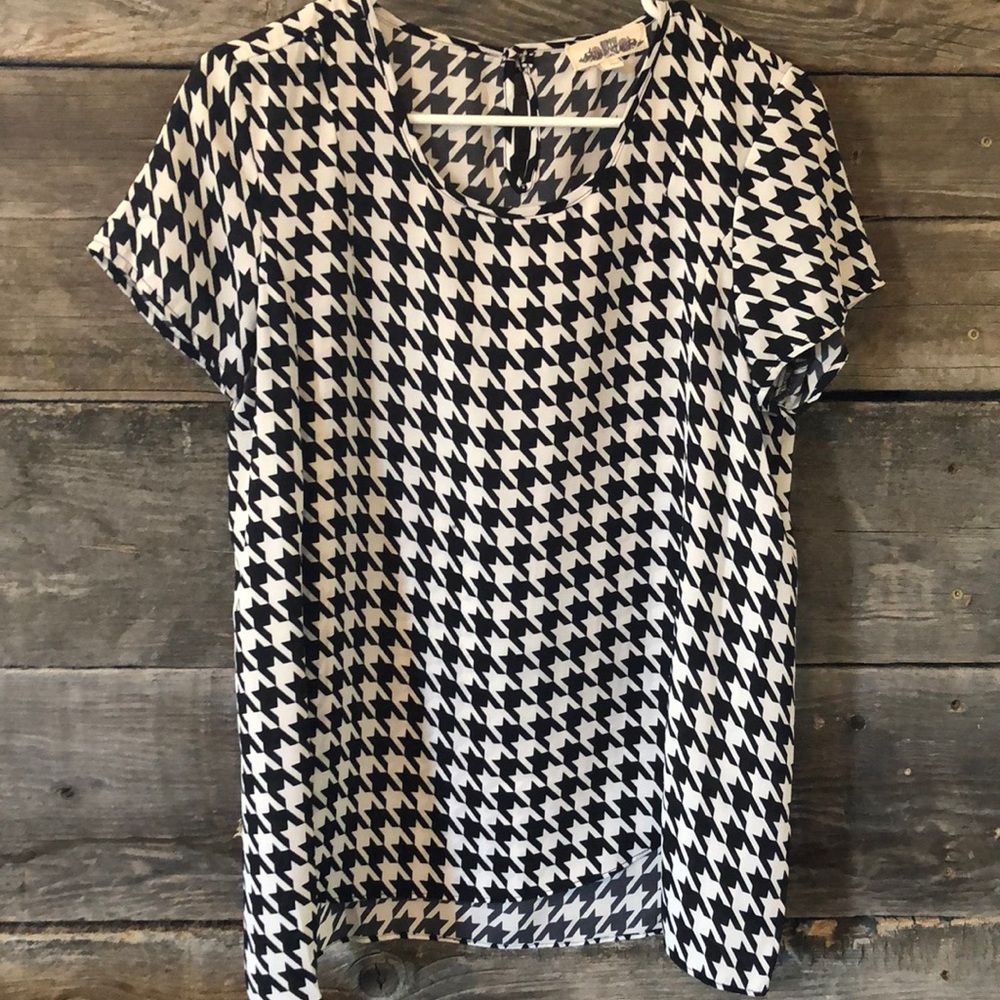 Black and White Hen’s Tooth Blouse